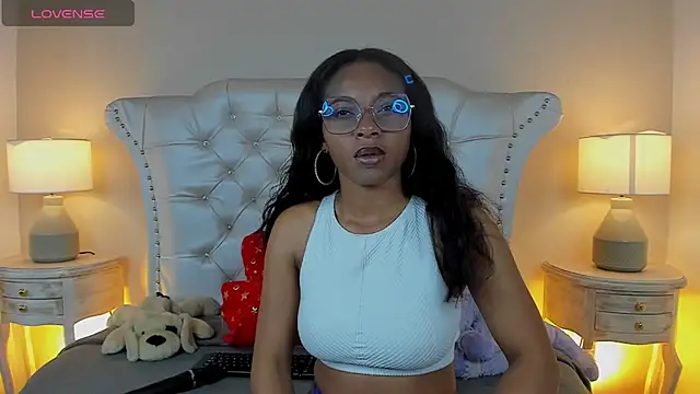TaraEvanns online show from June 4, 2026, 1:38 pm