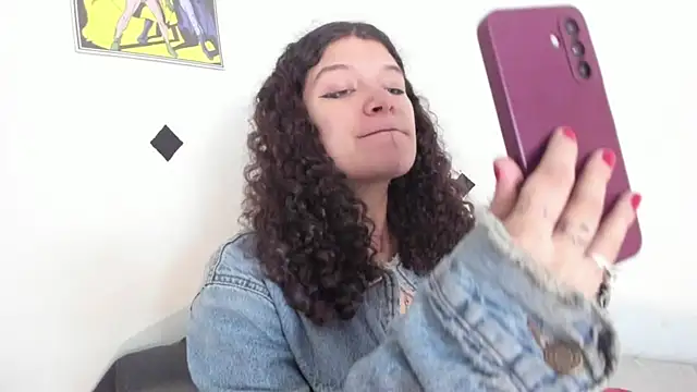 wendybeckett4 online show from April 15, 2026, 8:31 pm