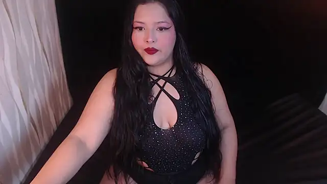 Snapshot of KamylaBiker chatting on May 6, 2026, 12:47 am KamylaBiker online show from May 6, 2026, 12:47 am