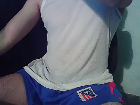 Snapshot of smallcockgrower chatting on April 11, 2026, 5:48 am smallcockgrower online show from April 11, 2026, 5:48 am