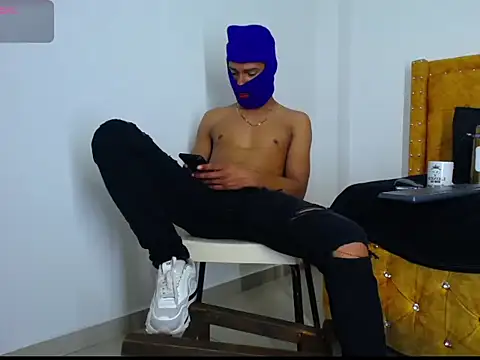 Snapshot of big_cock2016 chatting on April 2, 2026, 8:59 pm big cock2016 online show from April 2, 2026, 8:59 pm