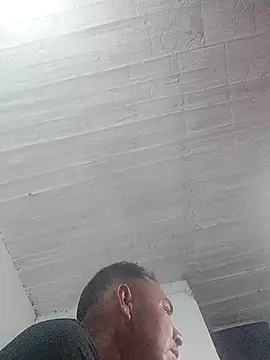 celeste leon07 online show from April 10, 2026, 1:23 am