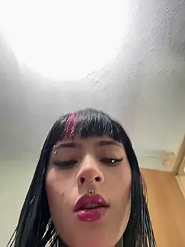 Snapshot of Babeel_ chatting on May 28, 2026, 8:15 pm Babeel online show from May 28, 2026, 8:15 pm