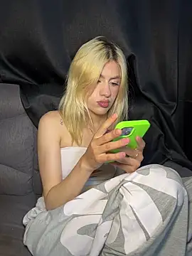 Lia fire online show from May 28, 2026, 2:41 am