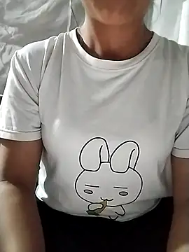 Lisa-aa online show from April 8, 2026, 2:07 pm