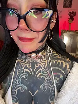 Snapshot of Musedreams chatting on April 8, 2026, 1:29 am Musedreams online show from April 8, 2026, 1:29 am