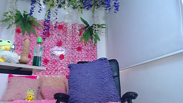 Snapshot of Thiagorincon22 chatting on April 2, 2026, 8:59 pm Thiagorincon22 online show from April 2, 2026, 8:59 pm