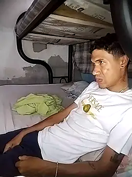 Snapshot of Athenas_23CM chatting on April 3, 2026, 7:20 pm Athenas 23CM online show from April 3, 2026, 7:20 pm