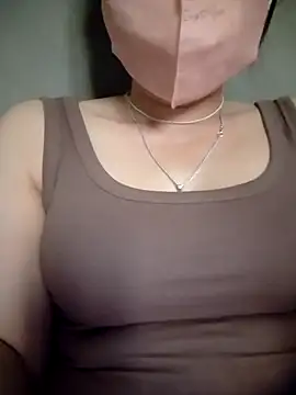 Snapshot of Mi-Naney chatting on April 15, 2026, 3:23 am Mi-Naney online show from April 15, 2026, 3:23 am