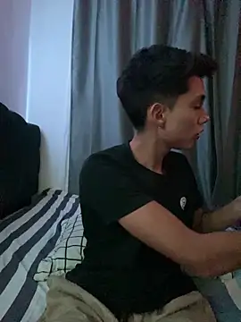 jmaxter online show from April 8, 2026, 4:36 am