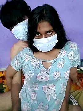 Jerin Couple61 online show from April 22, 2026, 8:32 am
