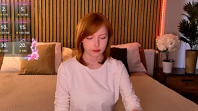 Snapshot of CherryCrushLove chatting on May 30, 2026, 6:20 am CherryCrushLove online show from May 30, 2026, 6:20 am