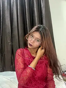 Snapshot of Cutiepie- chatting on April 9, 2026, 5:41 pm Cutiepie- online show from April 9, 2026, 5:41 pm