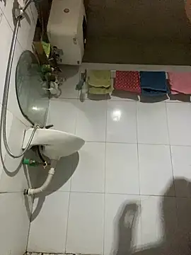 Elisa-a online show from April 8, 2026, 2:29 pm