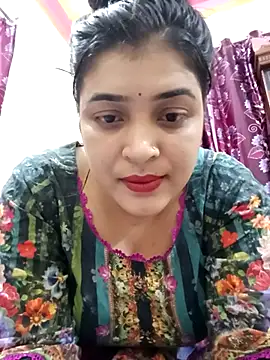 Joya-22 online show from April 12, 2026, 8:23 pm