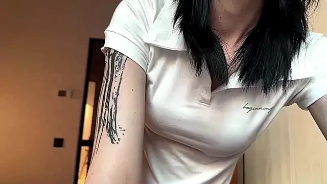 JessbutnotJessi online show from April 6, 2026, 6:03 am