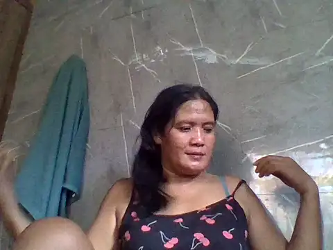 Snapshot of PinayZaira chatting on July 13, 2026, 7:07 am PinayZaira online show from July 13, 2026, 7:07 am