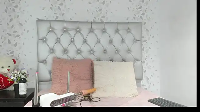 brenda sofia69 online show from July 28, 2026, 6:20 pm