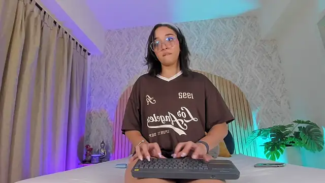 Iam Kelly online show from April 11, 2026, 12:20 pm