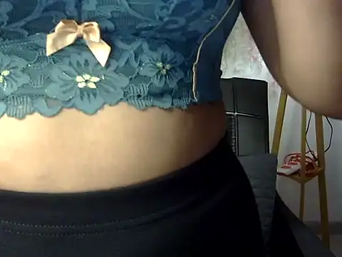 Browngirl7 online show from April 13, 2026, 8:35 pm