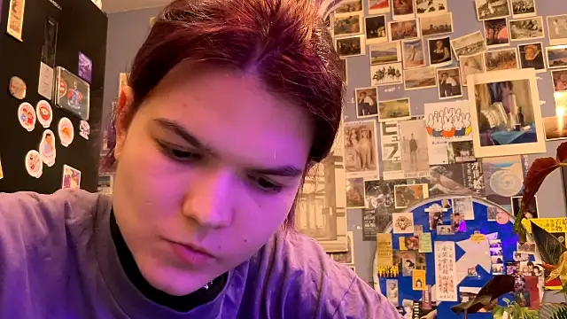 DarylLarrow online show from April 5, 2026, 7:31 pm