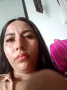 Ann Houston online show from April 15, 2026, 8:09 pm