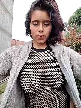 Akhanex01 online show from April 12, 2026, 2:31 pm