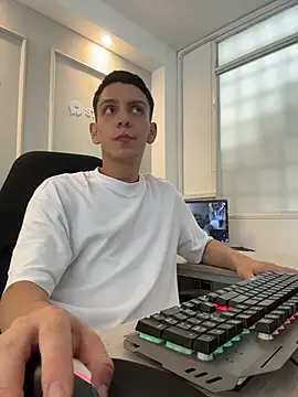 Liam Fiire online show from April 4, 2026, 4:13 pm