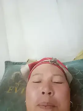 Snapshot of jikey-bibi chatting on April 6, 2026, 3:13 pm jikey-bibi online show from April 6, 2026, 3:13 pm