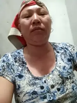 Snapshot of jikey-bibi chatting on April 8, 2026, 10:33 pm jikey-bibi online show from April 8, 2026, 10:33 pm