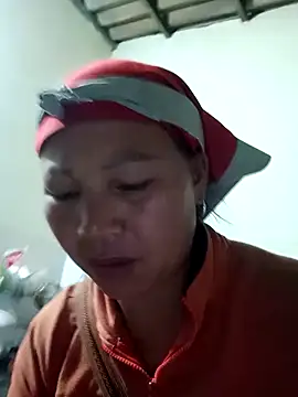 Snapshot of jikey-bibi chatting on May 8, 2026, 11:47 am jikey-bibi online show from May 8, 2026, 11:47 am