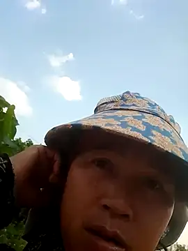 Snapshot of jikey-bibi chatting on April 11, 2026, 12:07 am jikey-bibi online show from April 11, 2026, 12:07 am