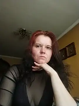 Snapshot of VeronikaLogan chatting on June 3, 2026, 10:49 am VeronikaLogan online show from June 3, 2026, 10:49 am