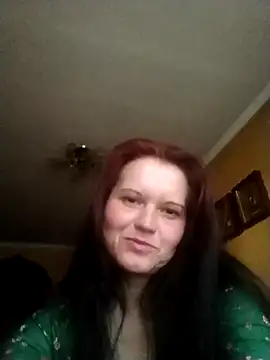 Snapshot of VeronikaLogan chatting on June 12, 2026, 5:43 pm VeronikaLogan online show from June 12, 2026, 5:43 pm