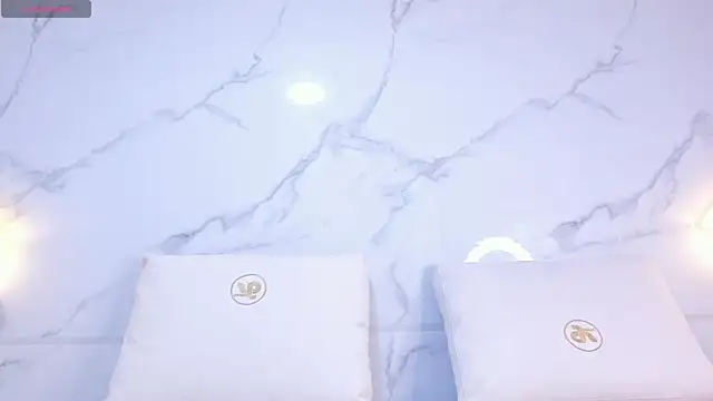 dakota tucci online show from April 15, 2026, 4:18 am