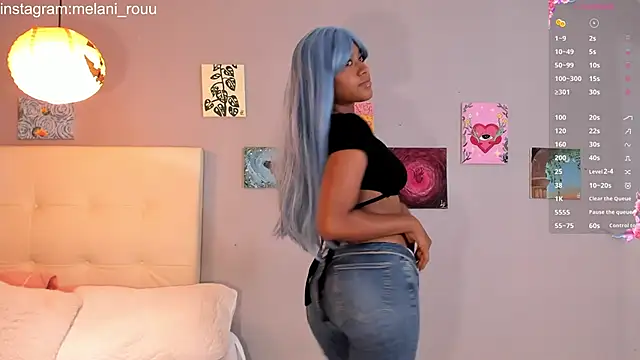 Snapshot of Melaniaa_Roussee chatting on April 9, 2026, 2:35 am Melaniaa Roussee online show from April 9, 2026, 2:35 am