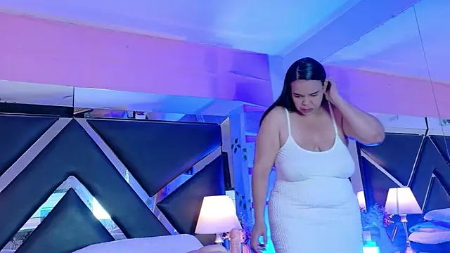 Veronica Nasty  online show from April 17, 2026, 7:38 pm