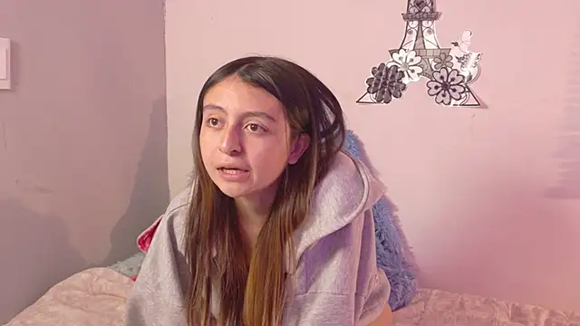 Snapshot of Lala_fluffy chatting on April 11, 2026, 7:45 am Lala fluffy online show from April 11, 2026, 7:45 am