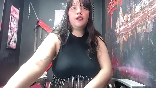 Snapshot of ScarletVibe chatting on April 1, 2026, 4:59 pm ScarletVibe online show from April 1, 2026, 4:59 pm