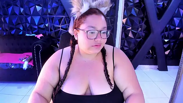 AbbyRogers1 online show from May 26, 2026, 4:54 am