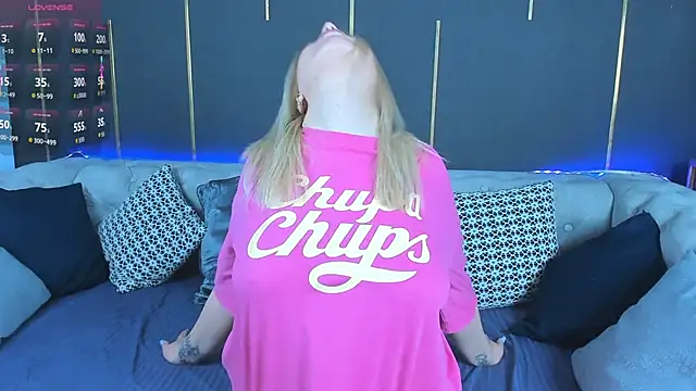 Simply Alex online show from April 15, 2026, 1:11 am