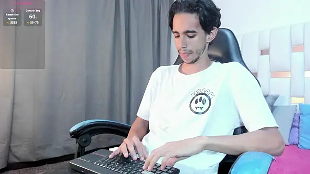 Alessandro Abruzzo online show from April 13, 2026, 3:10 am