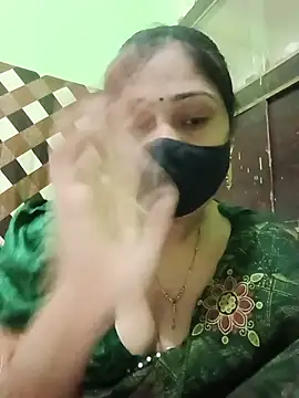 Pinki-girl online show from July 13, 2026, 5:07 am