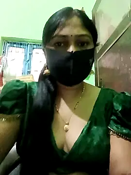 Snapshot of Pinki-girl chatting on April 11, 2026, 7:45 am Pinki-girl online show from April 11, 2026, 7:45 am