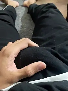 yourruru online show from April 10, 2026, 9:05 am