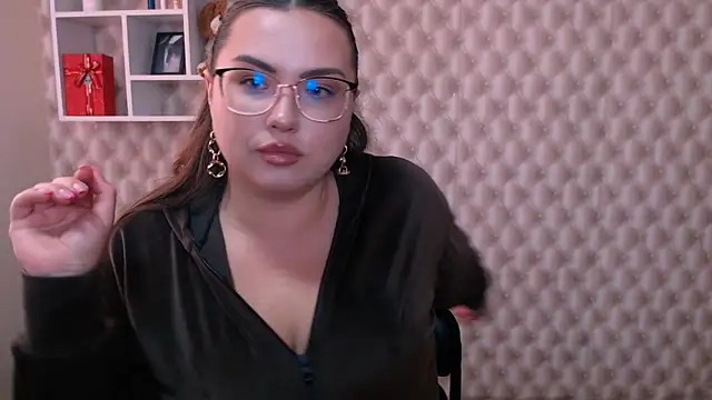 AminaSoul  online show from April 2, 2026, 7:48 am