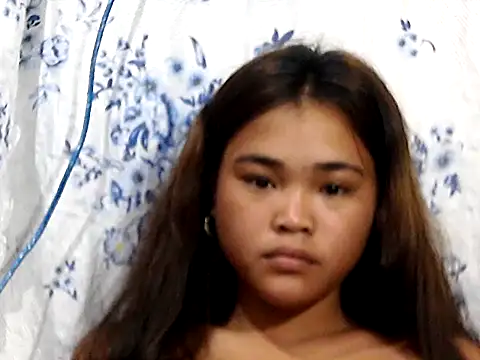 Snapshot of AsianPinay18 chatting on April 7, 2026, 10:44 pm AsianPinay18 online show from April 7, 2026, 10:44 pm