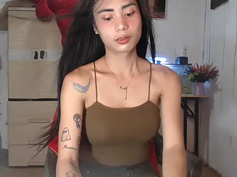 Snapshot of Martha4you chatting on July 3, 2026, 8:32 am Martha4you online show from July 3, 2026, 8:32 am
