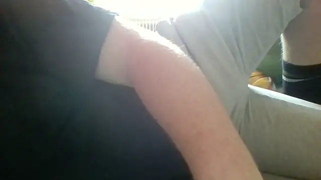 Snapshot of Pallmees chatting on May 9, 2026, 8:07 am Pallmees online show from May 9, 2026, 8:07 am