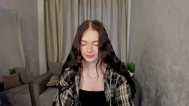 Snapshot of MaryaRyan chatting on April 9, 2026, 1:18 am MaryaRyan online show from April 9, 2026, 1:18 am